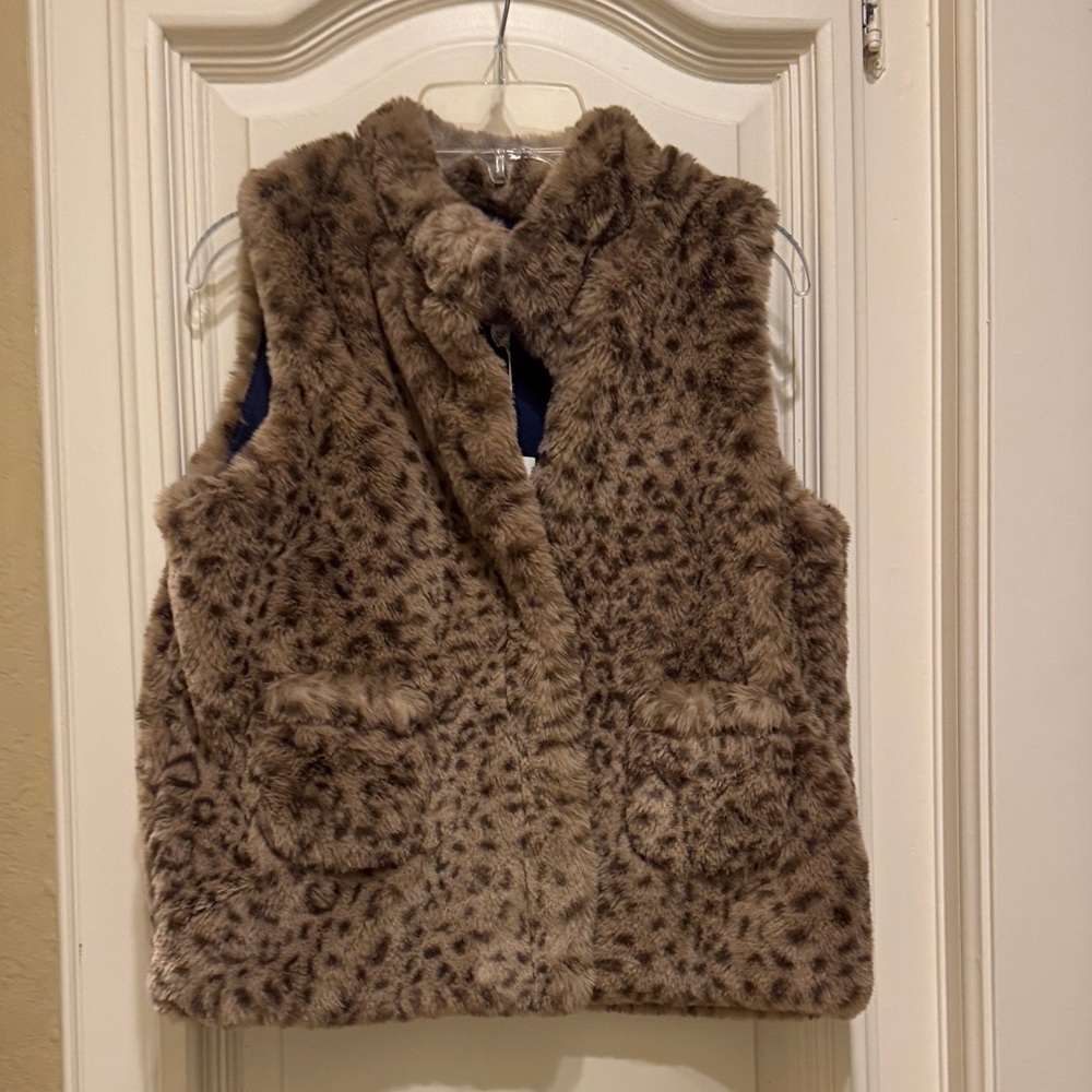 NWT Mini Boden Brown Faux Fur Kids Vest!!